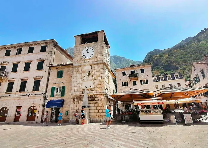 Bay Of Kotor View Apartment With Pool