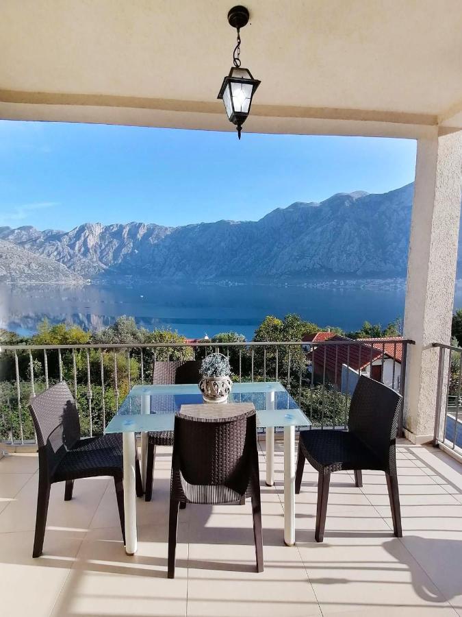 Bay Of Kotor View With Pool Daire